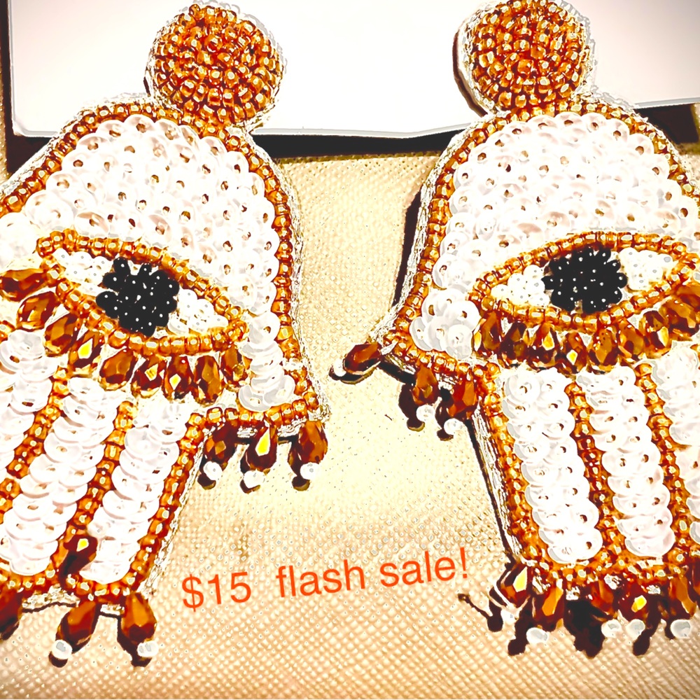Gorgeous made by hand Hamsa and evil eye designed earrings.